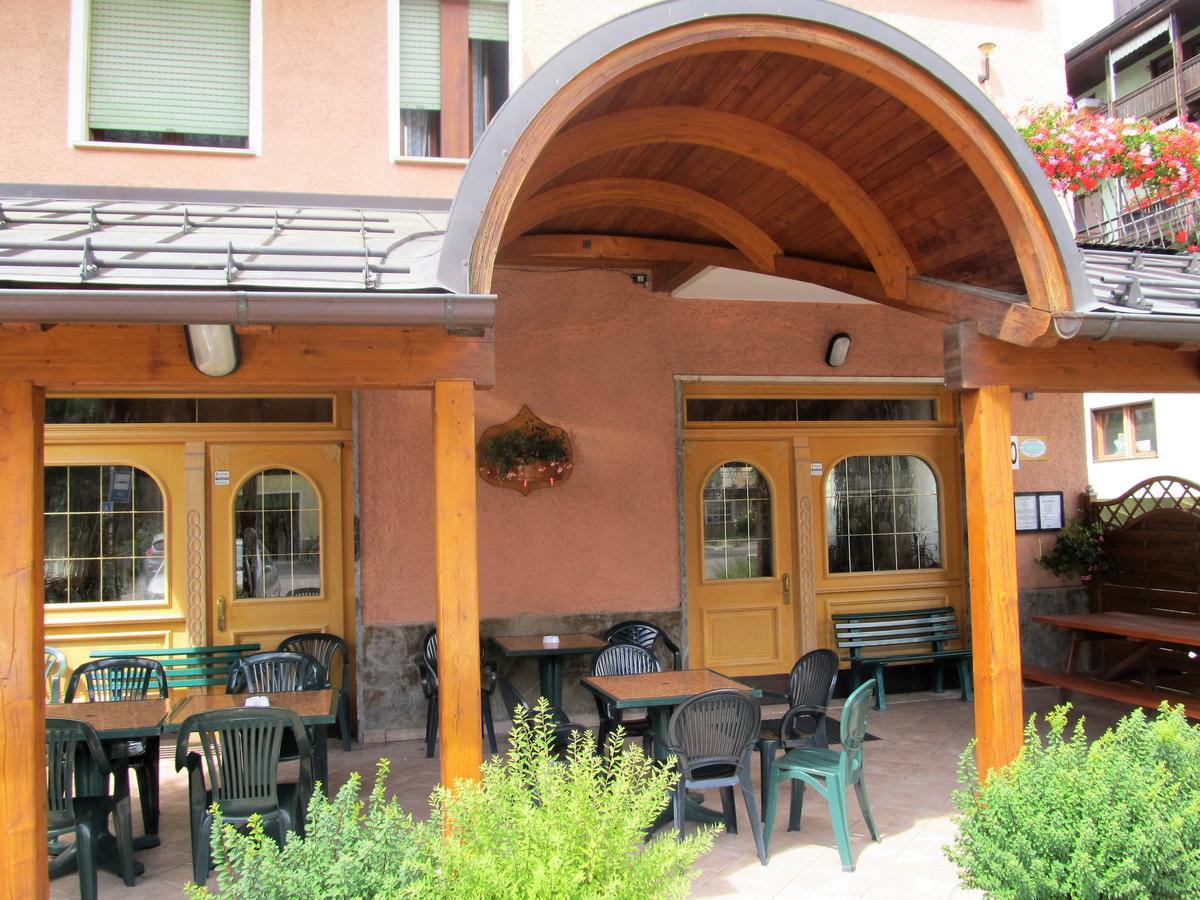 Green Base Hotel B&B Мале Экстерьер фото