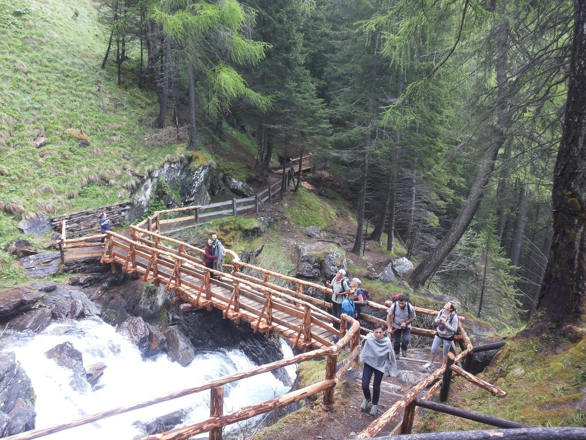 Green Base Hotel B&B Мале Экстерьер фото
