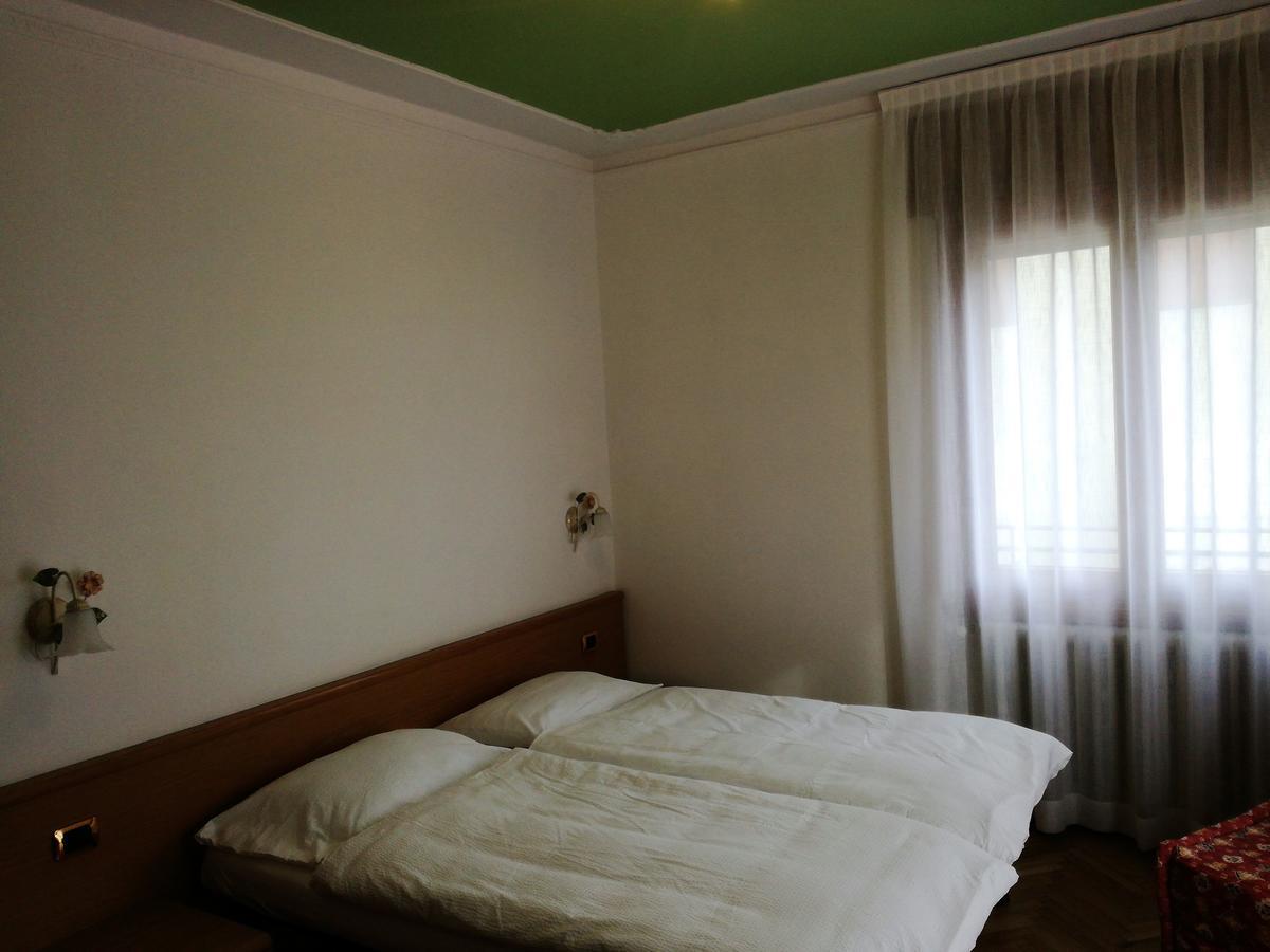 Green Base Hotel B&B Мале Экстерьер фото